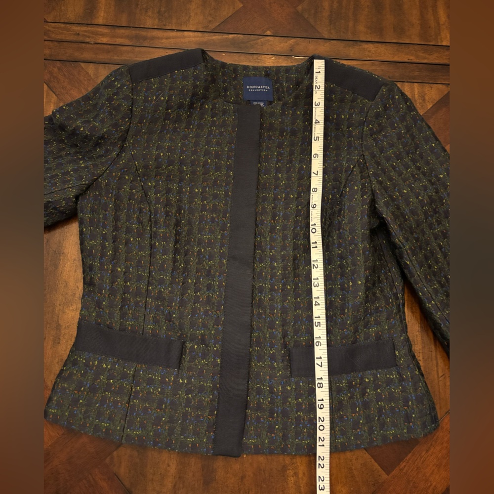 Doncaster Black and Green Blazer Tailored Suit Jacket and skirt - Picture 10 of 15